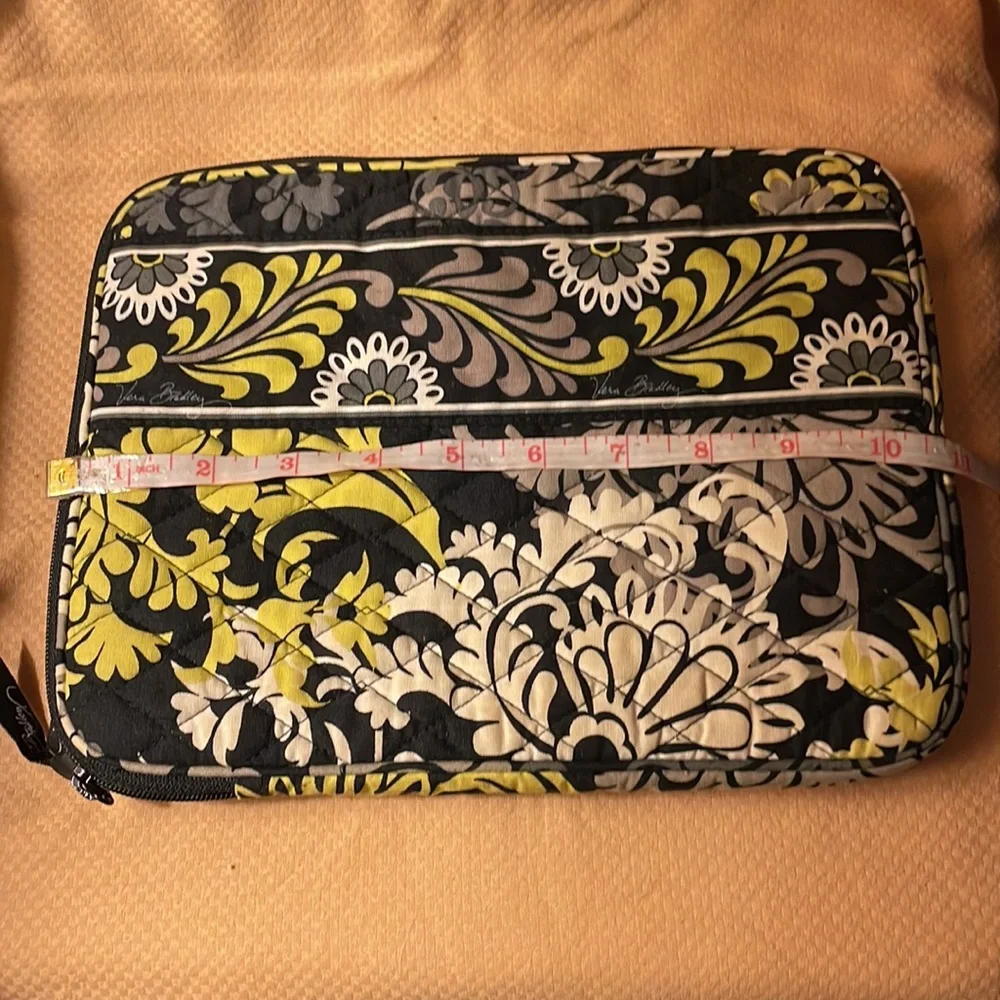 NWOT’s-Vera Bradley laptop bag. Black, gray, lime & white floral pattern